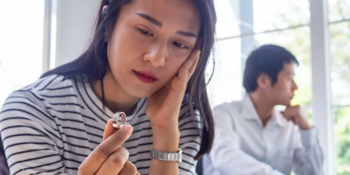 What is a spouse entitled to in a divorce in Oklahoma?